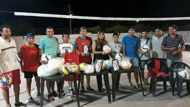 Rumbo al Federal C: San Martín recibió indumentaria