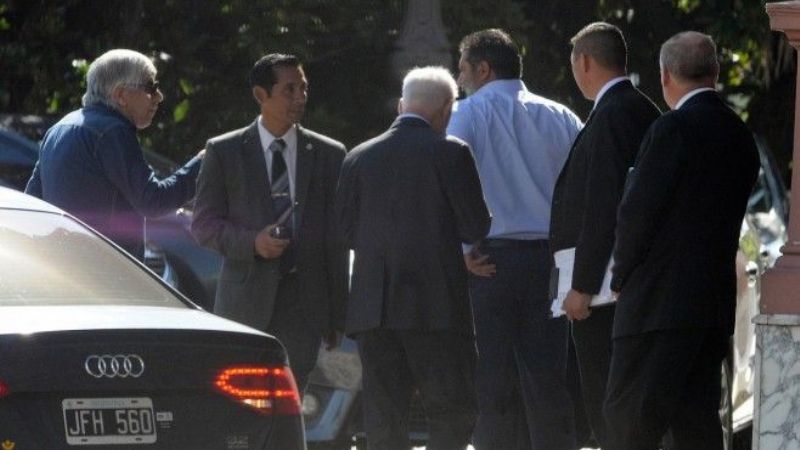 Tinelli y Angelici se pelearon por el FPT y la conducción de la AFA