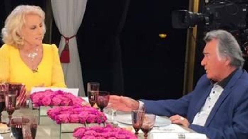 Barrionuevo: "El finado Néstor le daba trompadas a los secretarios"