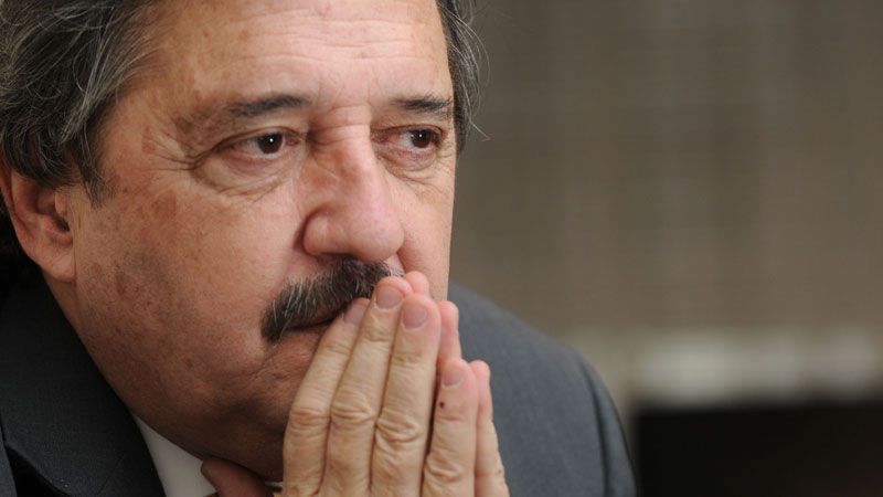 Alfonsín sometido a un cuádruple bypass envió mensaje a la cumbre con Macri