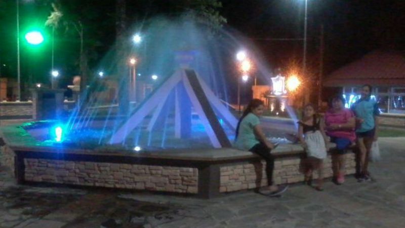 Volvió a funcionar la fuente de la plaza de El Alto
