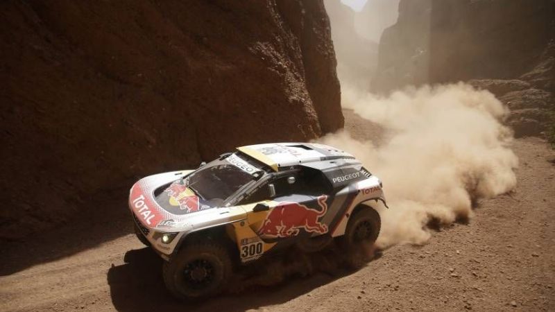 El “Señor Dakar” Peterhansel “armó la carrera”, detrás de Loeb y Sainz