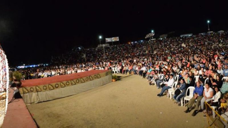Miles de espectadores recibieron la apertura de temporada verano 2017 en Santa María