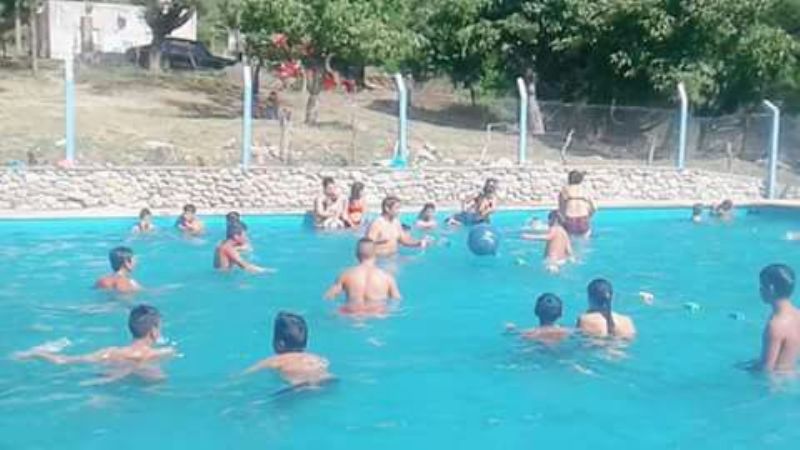 Se lanzó la temporada de la pileta en Mutquín