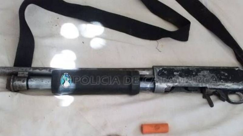 Tenía en su poder una escopeta robada
