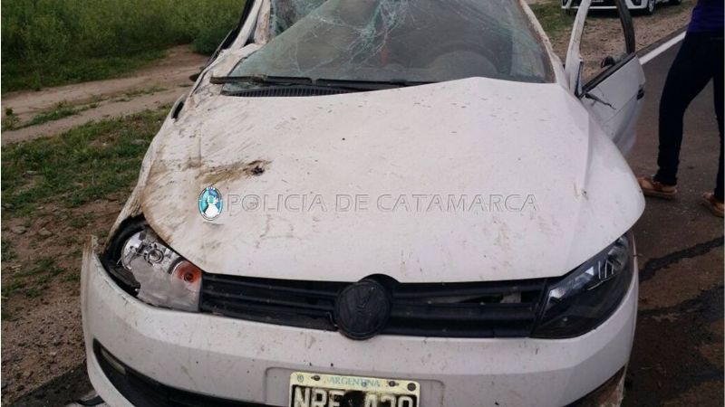 Volcó un auto en Santa Rosa