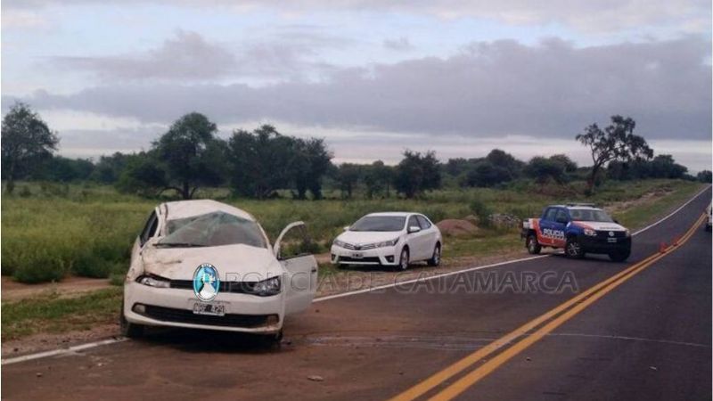 Volcó un auto en Santa Rosa