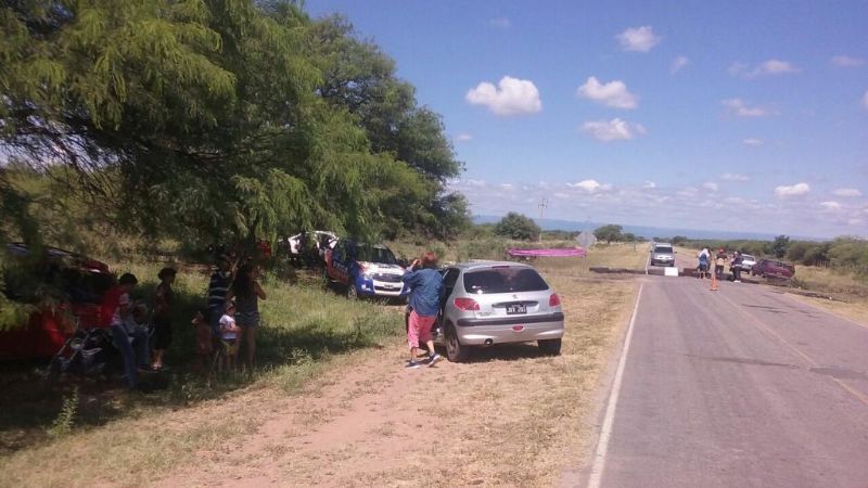 Continúa el Corte de Ruta Provincial N°2