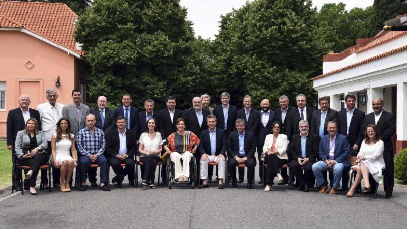 Macri convocó a los gobernadores por la coparticipación