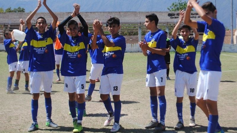 Sub 15: Las Chacras “ideal” y Capital mejor 2do.