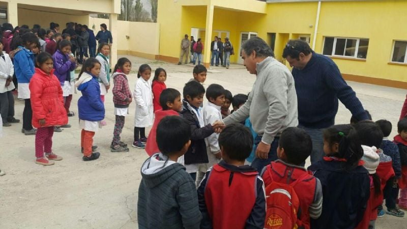 Raúl Chico visitó la zona serrana  del valle del Cajón
