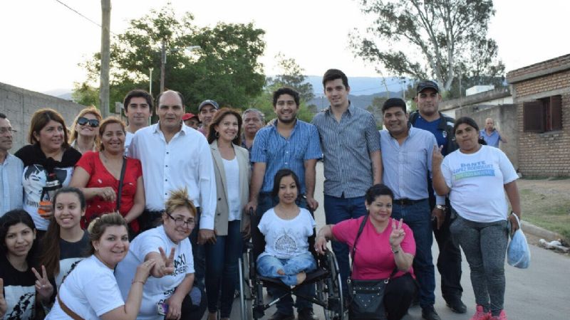 Los candidatos del FJPV caminaron por el norte de la ciudad