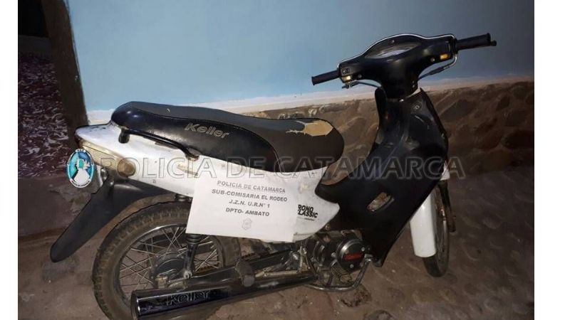 Recuperan una moto robada en El Rodeo