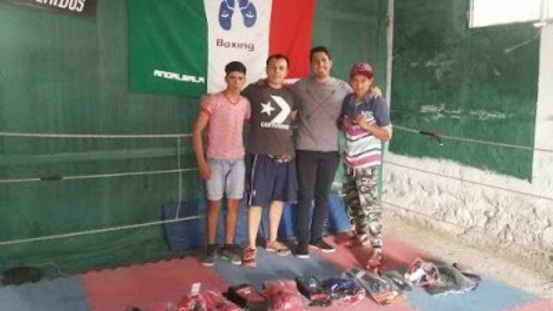 Entrega elementos deportivos a distintas instituciones