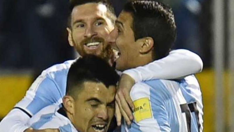 Messi brilló en Quito y le dio la clasificación al Mundial a la Argentina