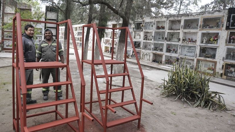 Construcción de nuevos nichos en el cementerio