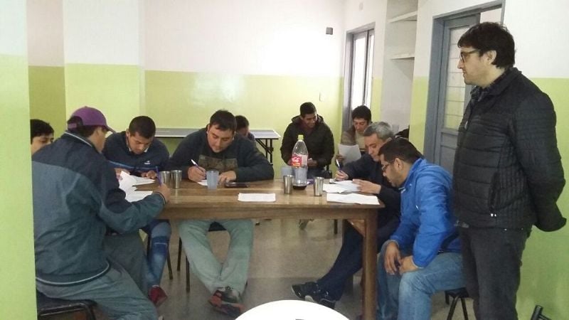 Capacitan al personal del Centro de Admisión y Derivación