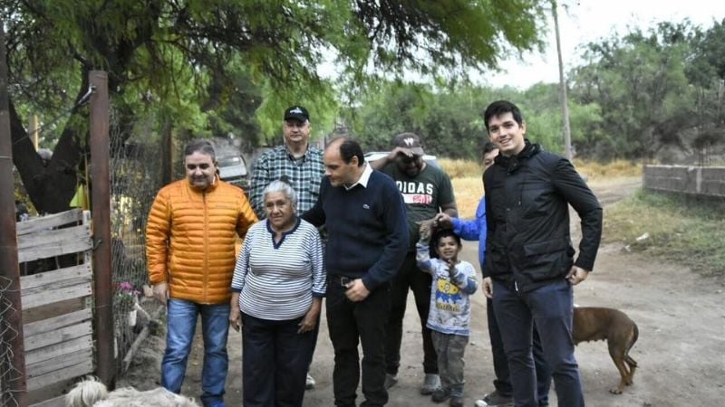 Jalil supervisó la ejecución de programas en barrios de Capital