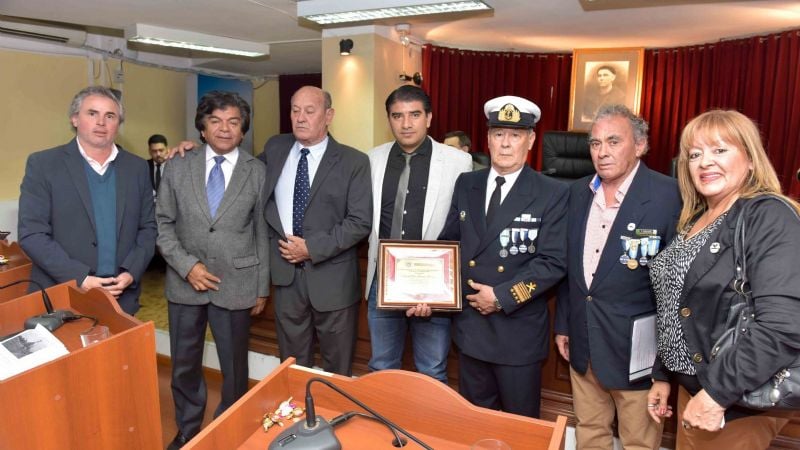 El Senado distinguió “Héroe de Malvinas” a suboficial retirado