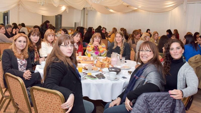 Agasajo para madres que trabajan en el Senado