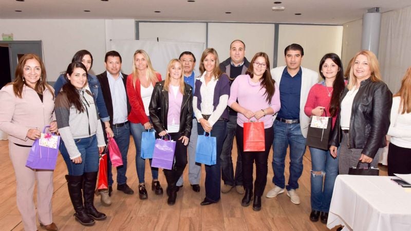 Agasajo para madres que trabajan en el Senado