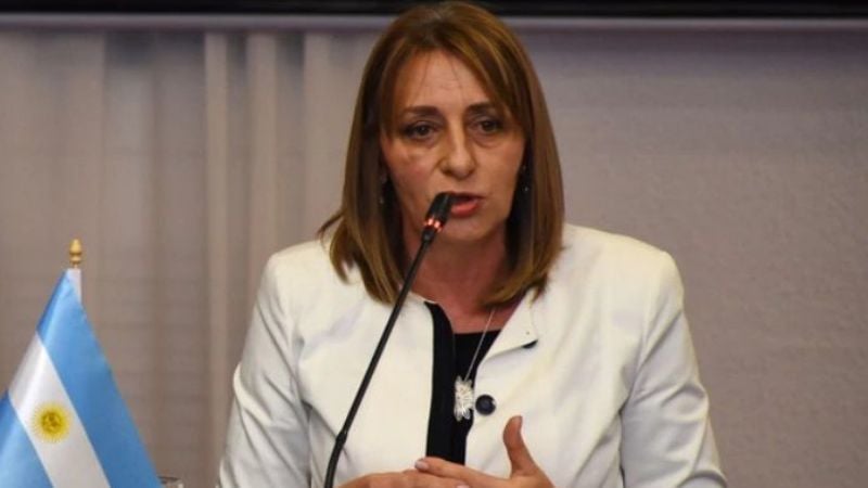 Gils Carbó: "Ni renuncio ni me tomo licencia"