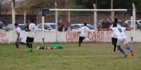 SEGURA la recibió de Tapia Castro, encaró al arco y gol.