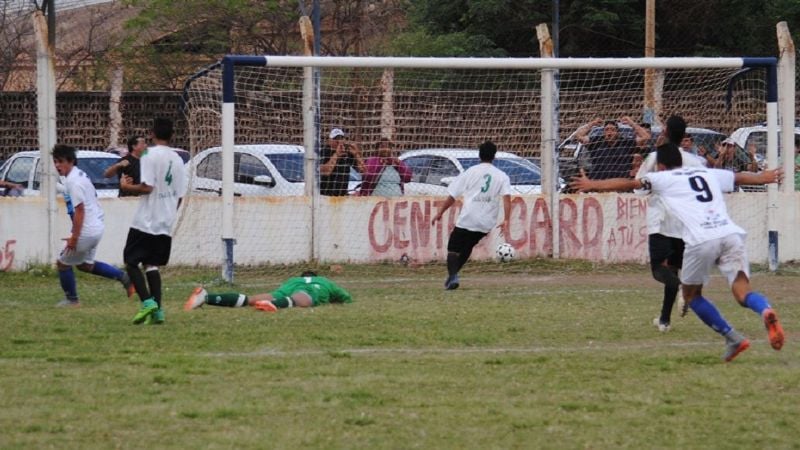 Agónicamente y con lo justo, Las Chacras a la final