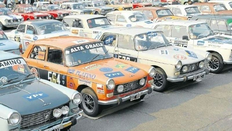 Llegan 140 vehículos del Gran Premio Argentino Histórico del Automóvil Club