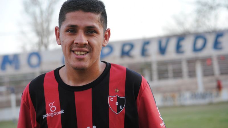 “Defe” se desquitó con el “CAI” en la “local”