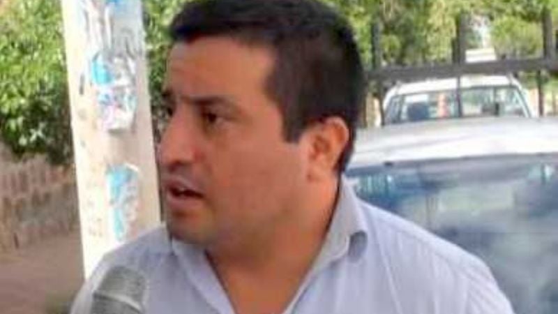 Denuncian cuenta de Facebook falsa que ataca a funcionario