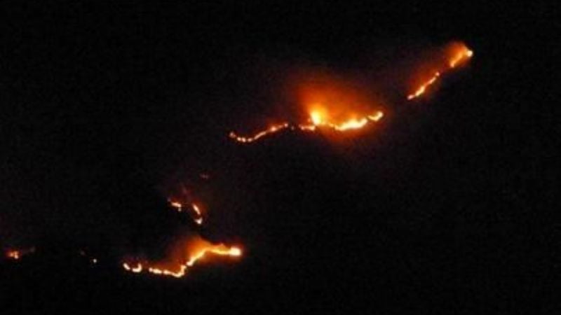 Incendio forestal fuera de control