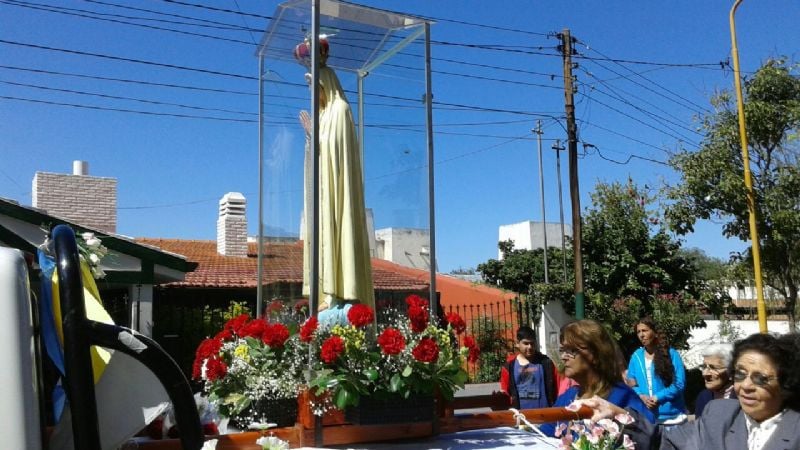Villa Parque Chacabuco celebró a Nuestra Señora de Fátima