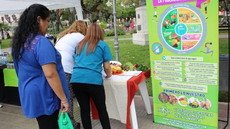 Difunden la importancia de una alimentación sana