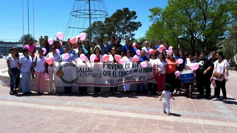Día Internacional de la Lucha contra el Cáncer de Mama" en Recreo
