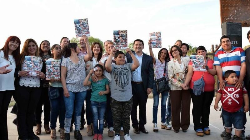 La Gobernadora inauguró obra para vecinos de FME