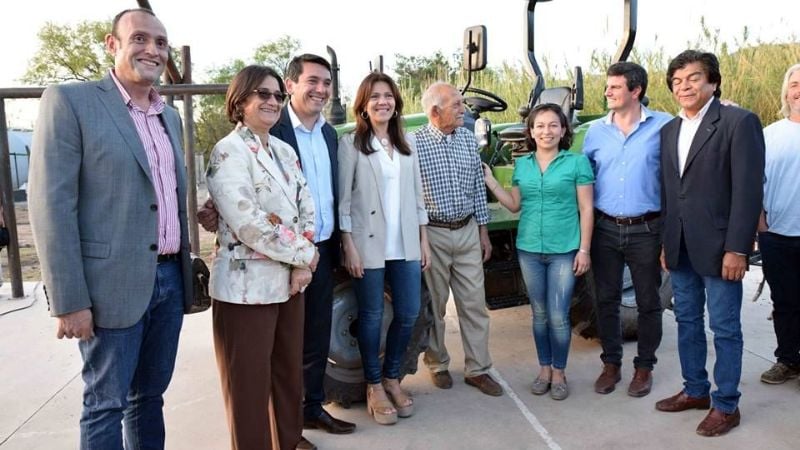 La Gobernadora inauguró obra para vecinos de FME