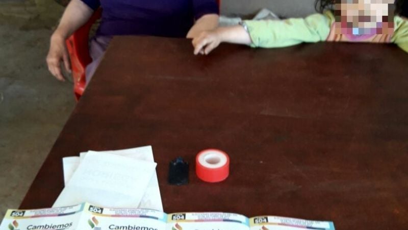 El FCS entrega votos y dinero en Paclín