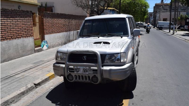 Recuperan una camioneta requerida por la Justicia de Buenos Aires