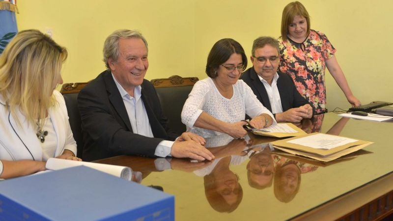Apertura sobres para la obra de la Escuela Técnica en el sur de la Capital