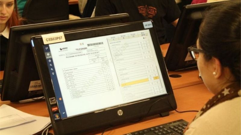 Cómo es el recuento provisorio que promete menos de 1% de error