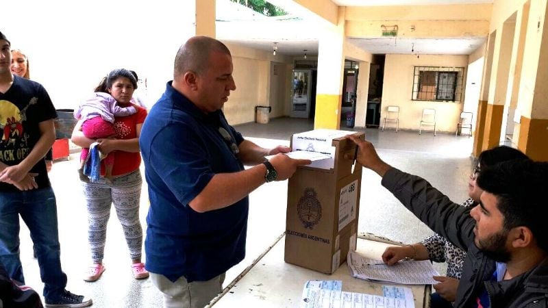 Votó el candidato Espinoza en Recreo