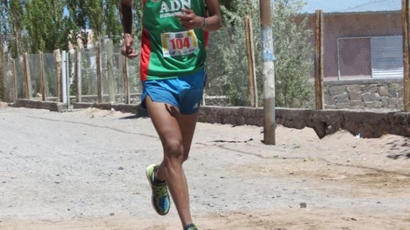Salva y Robledo dominaron el atletismo del Peñón