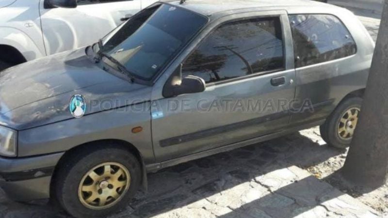 Recuperan en Capital un auto robado en Andalgalá