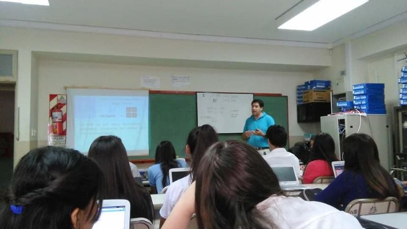 Escuelas participan de la campaña mundial “La Hora del Código”