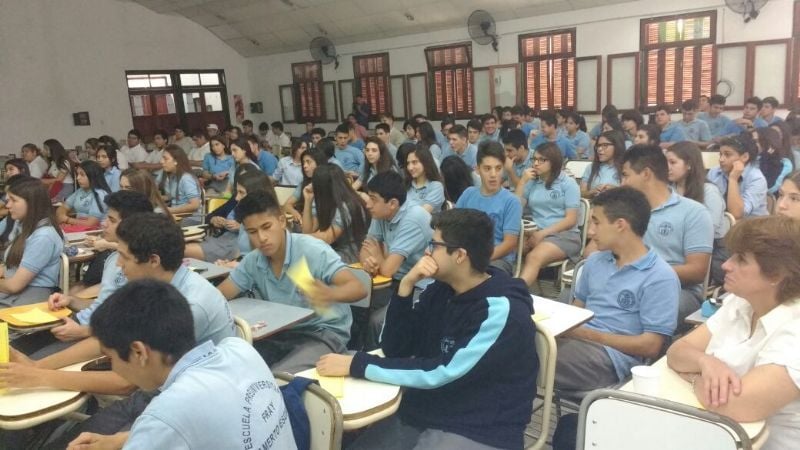 Foro Debate para jóvenes y adolescentes “Tú voz nos importa”