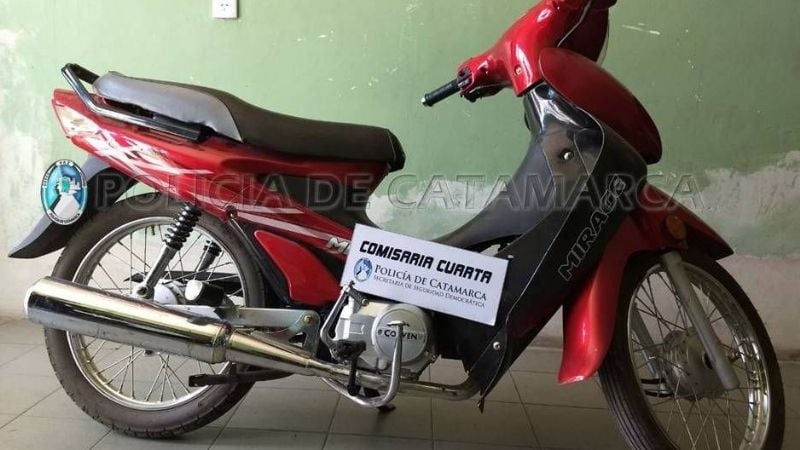 Secuestran una moto abandonada en la Capital