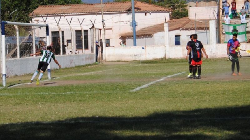 San Martín ganó el clásico y es único puntero
