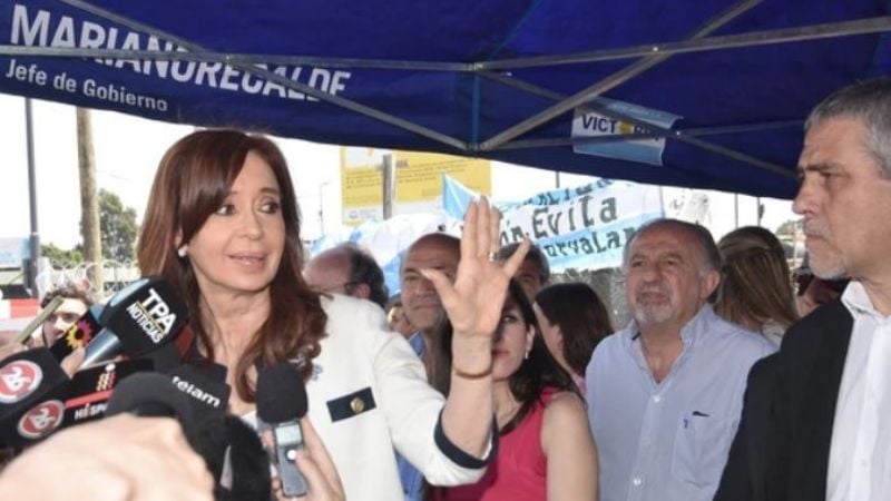 Cristina denunció una persecución contra la oposición: "Conmigo no van a poder"