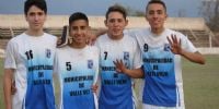 FELICES LOS CUATRO autores de los cuatro goles de Las Chacras.